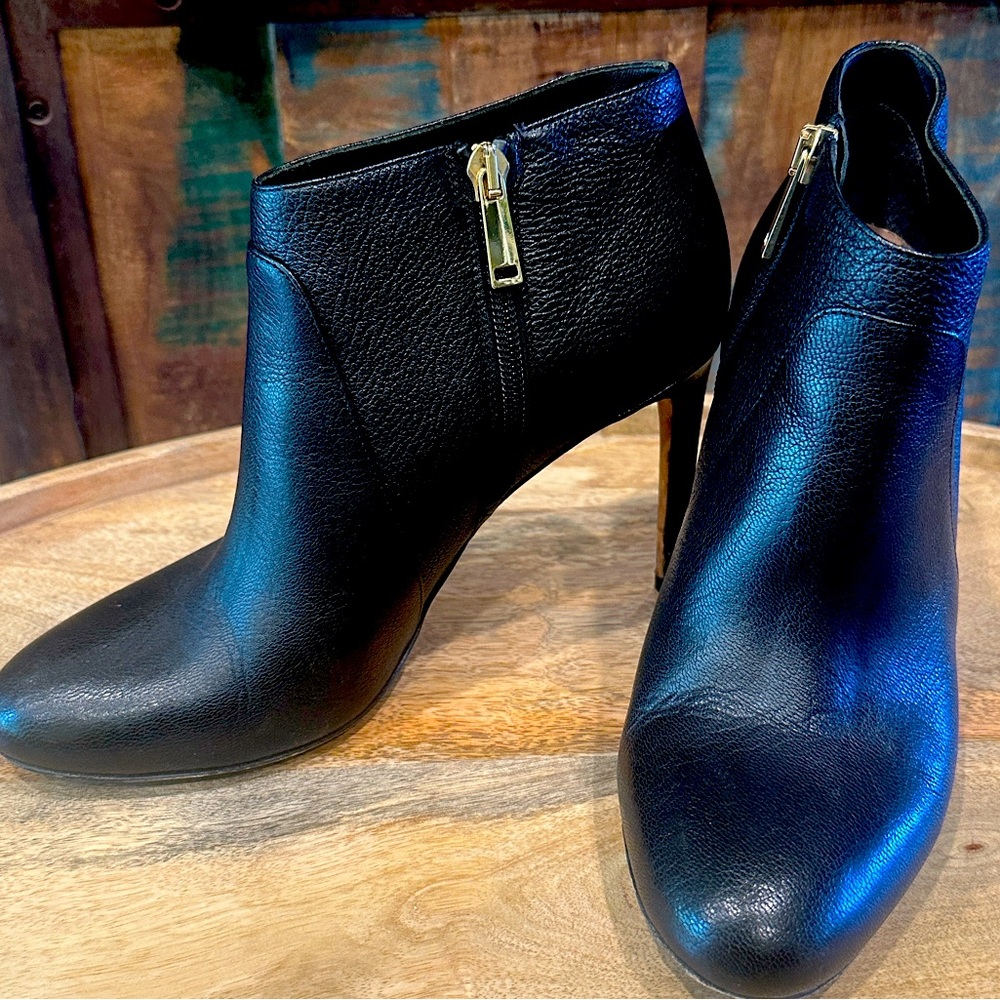 Diane Von Furstenberg Black Leather Stiletto Ankle Boots U.S. 7.5/Euro 37.5